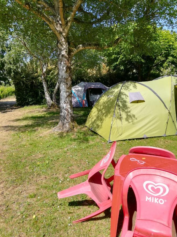 Paradise Challets And Camping Hotel Sarrecave Buitenkant foto
